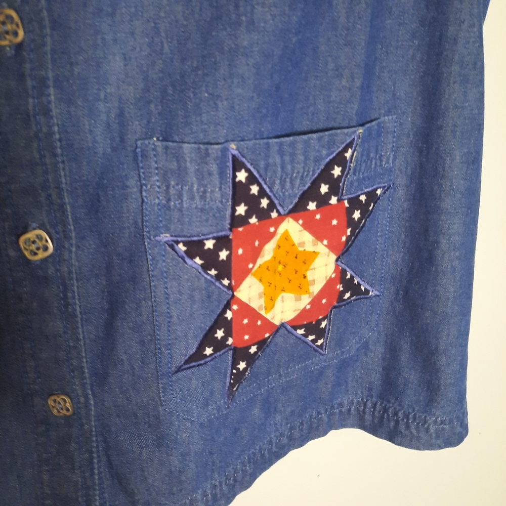VNTG Patchwork Denim Sleeveless ButtonUp Vest, Grandmacore, 4th of July, USA - Picture 4 of 7